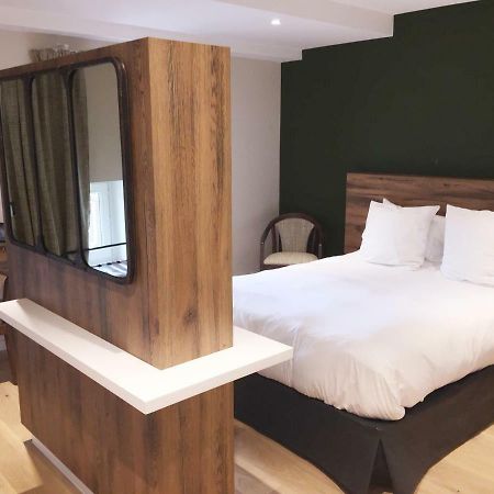 Aux Terrasses Otel Tournus Dış mekan fotoğraf