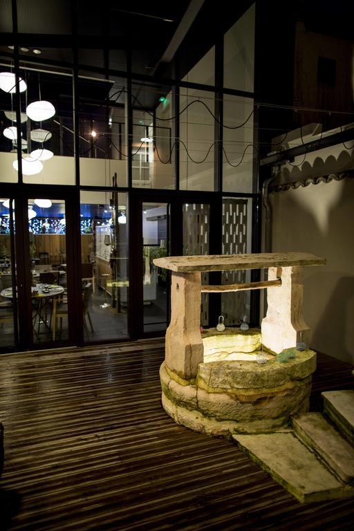 Aux Terrasses Otel Tournus Dış mekan fotoğraf
