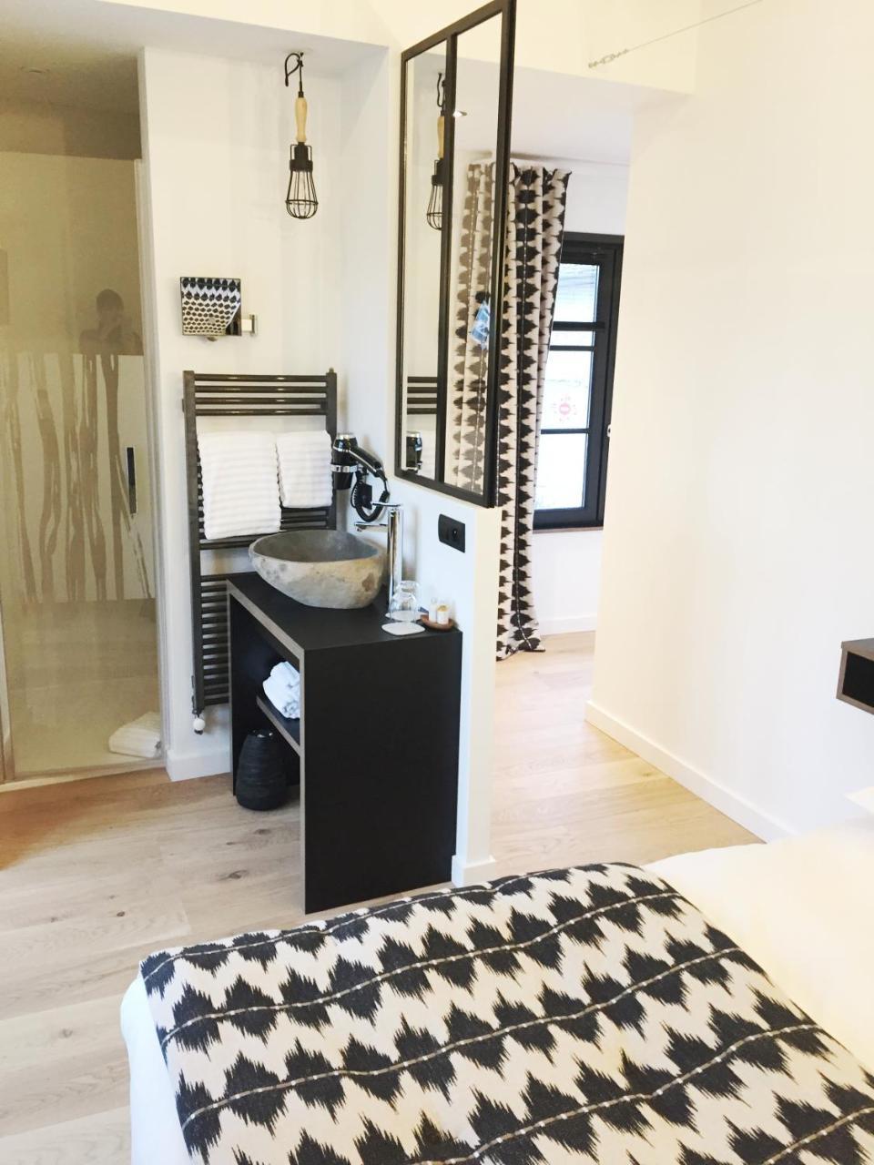 Aux Terrasses Otel Tournus Dış mekan fotoğraf