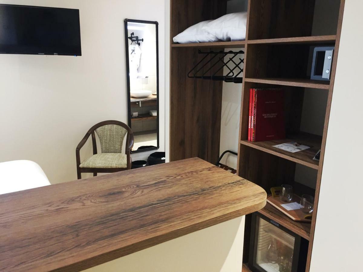 Aux Terrasses Otel Tournus Dış mekan fotoğraf