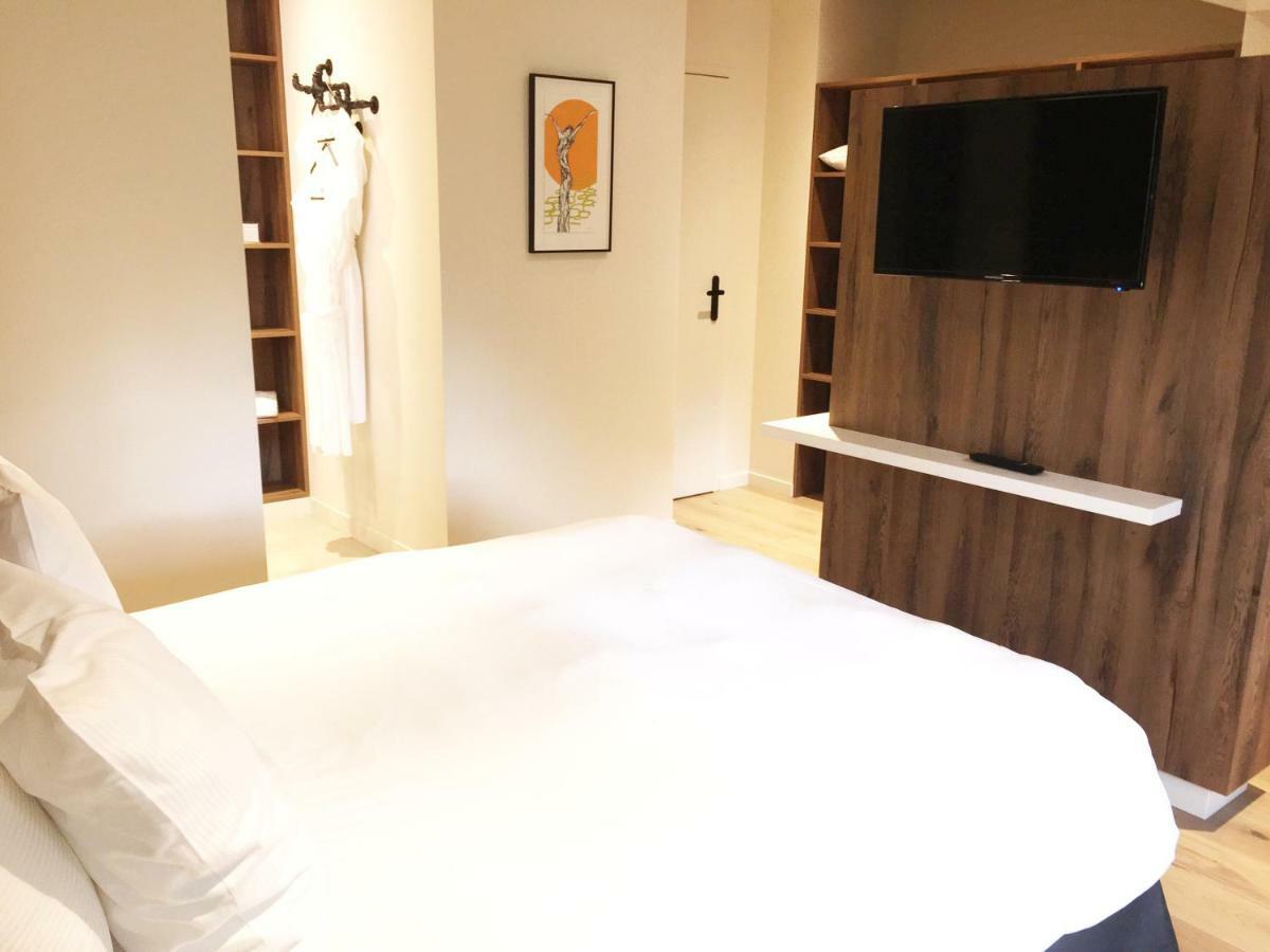 Aux Terrasses Otel Tournus Dış mekan fotoğraf